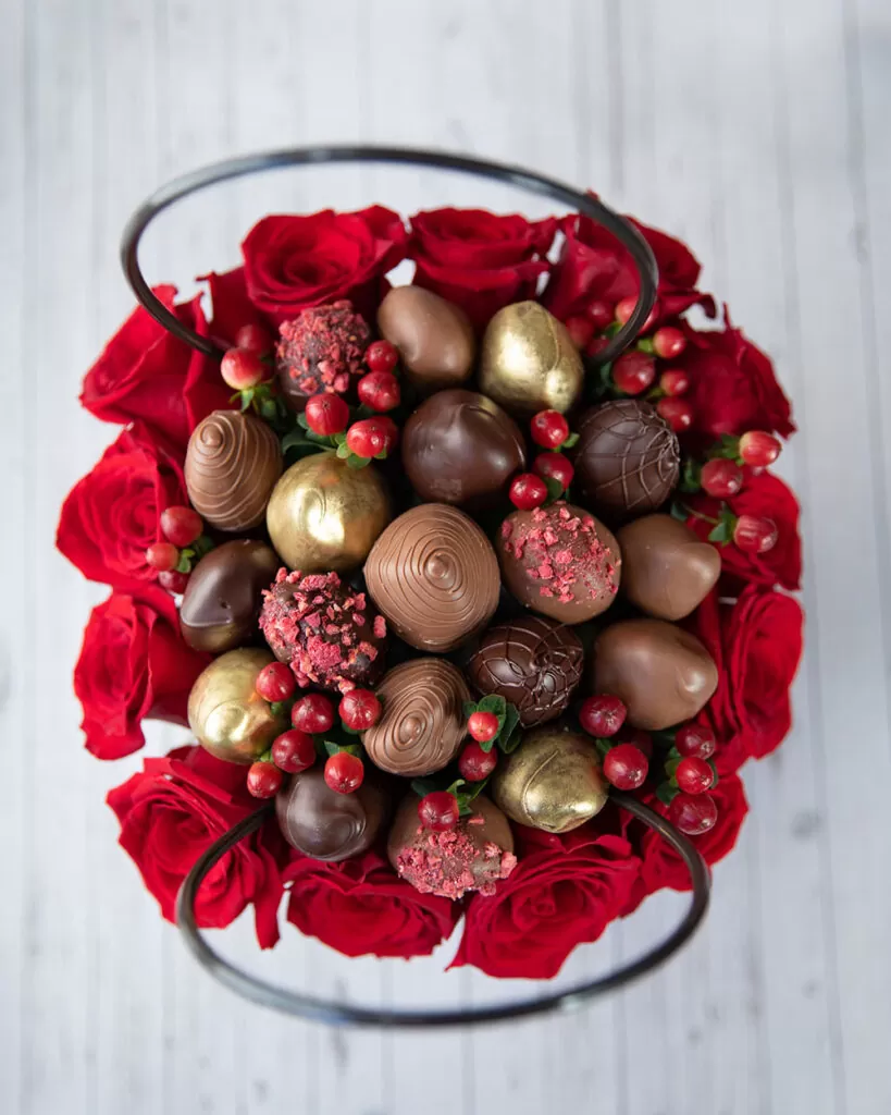 red rose chocolate strawberry bouquet