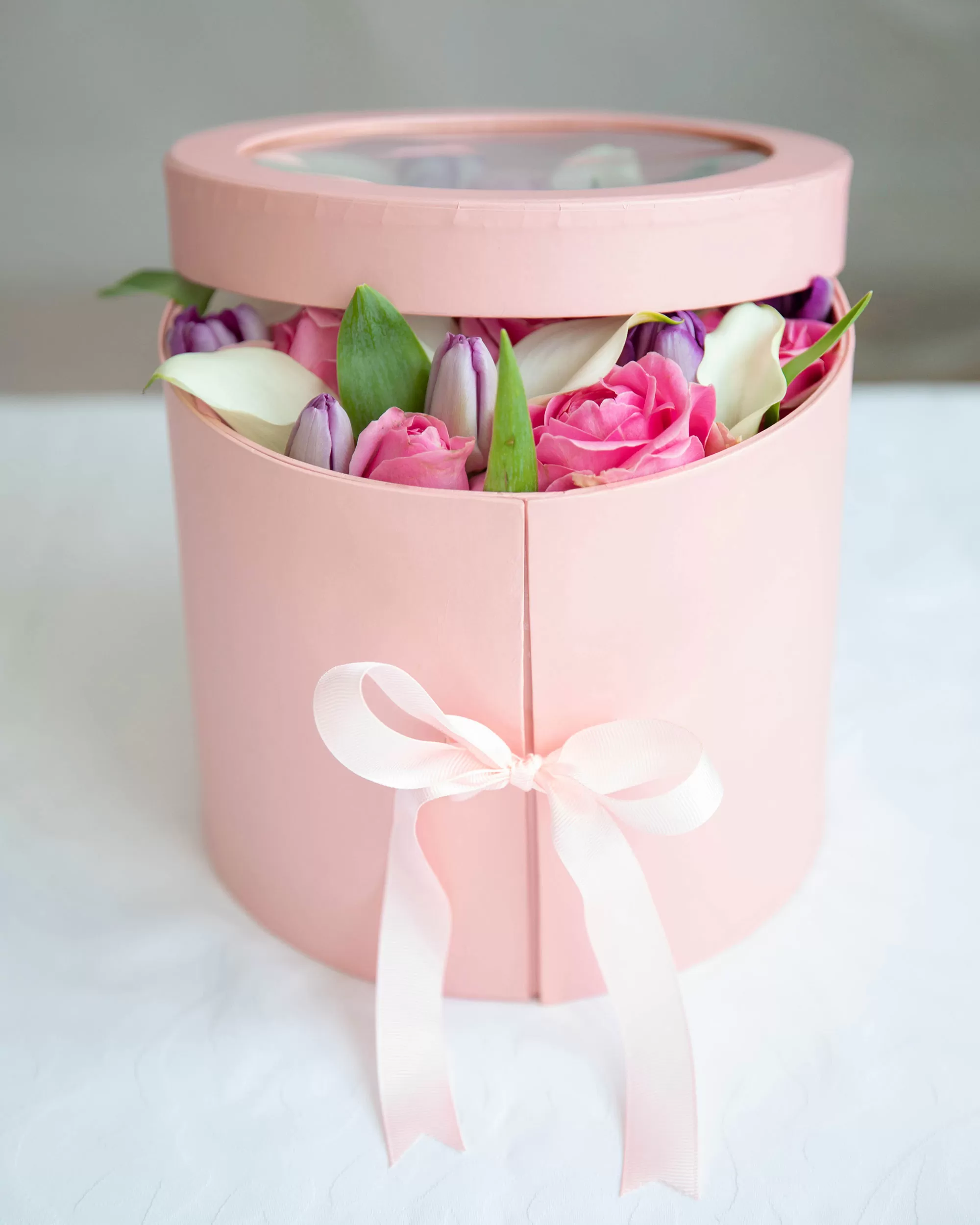 flowerbouquetwithstrawberries