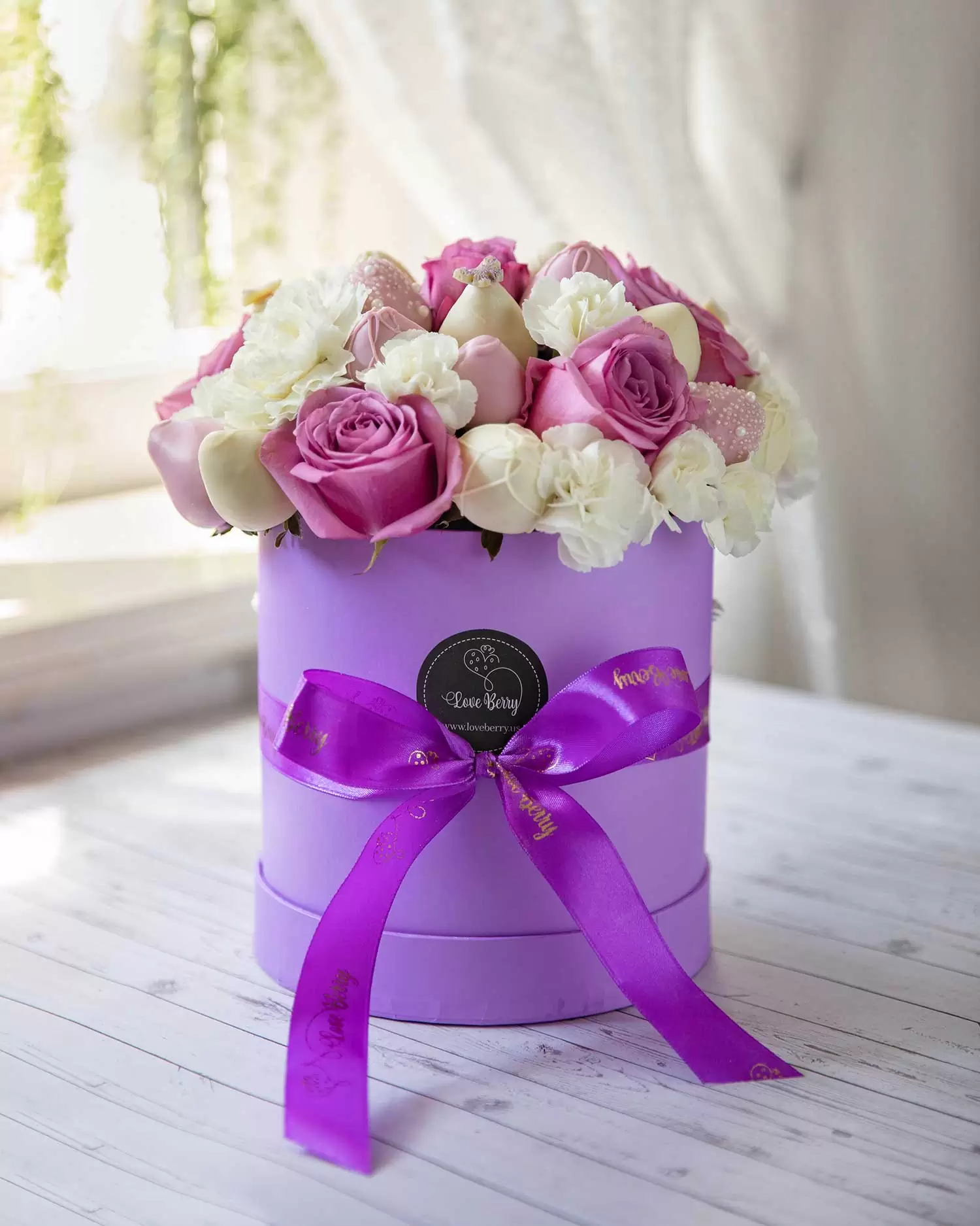 rosewithchocolatestrawberrie