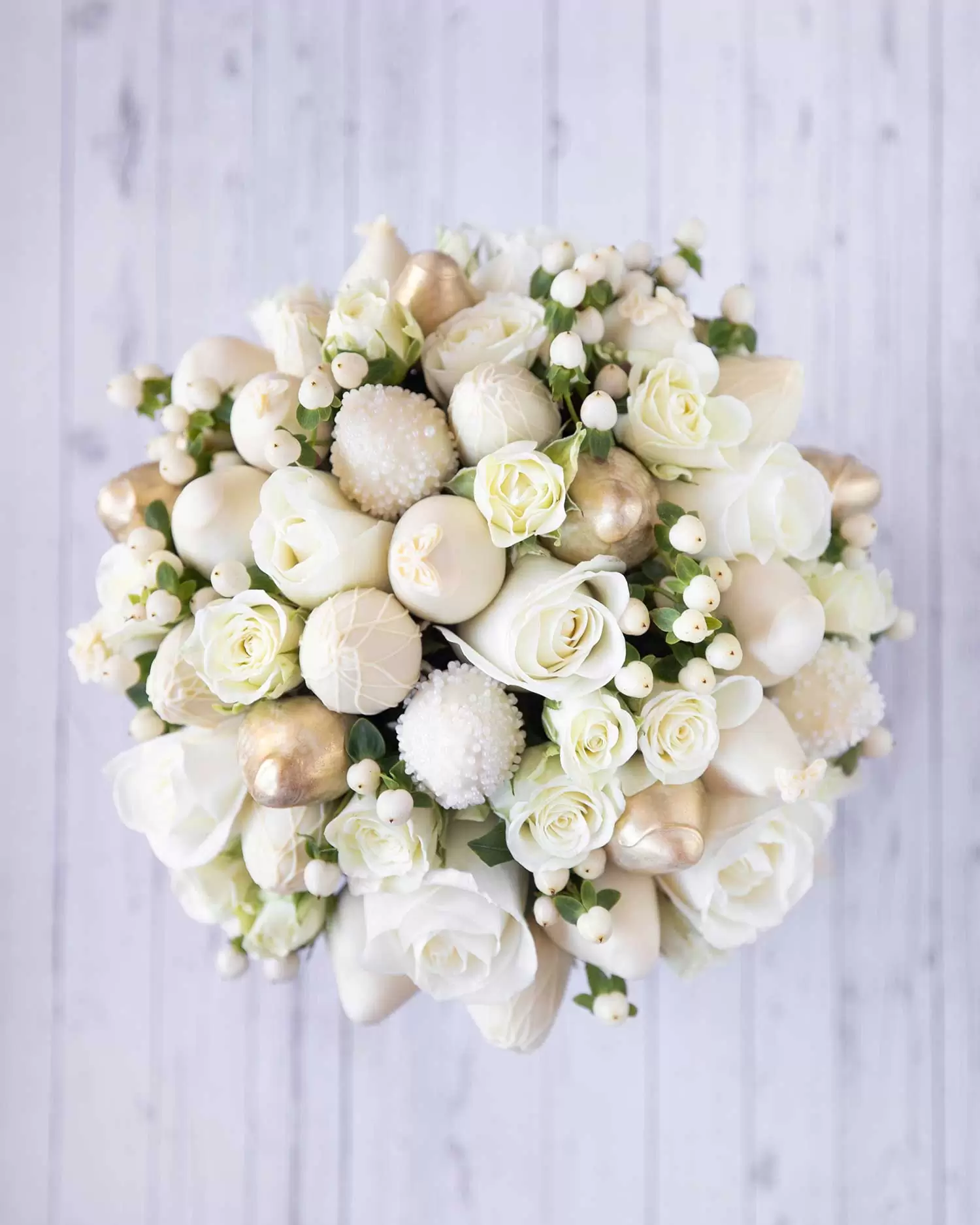 whiterosewithgoldenchocolatestrawberry