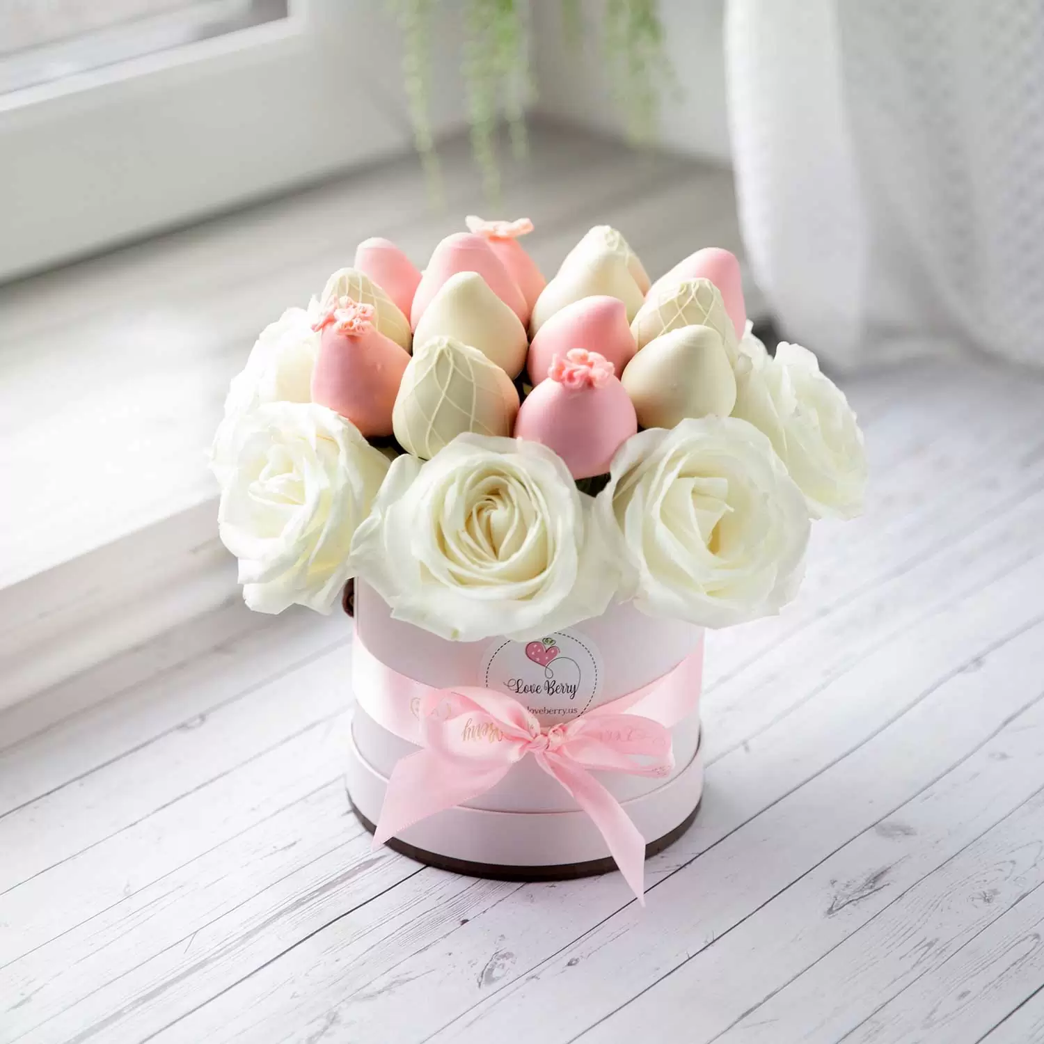 ruby chocolate covered strawberry box