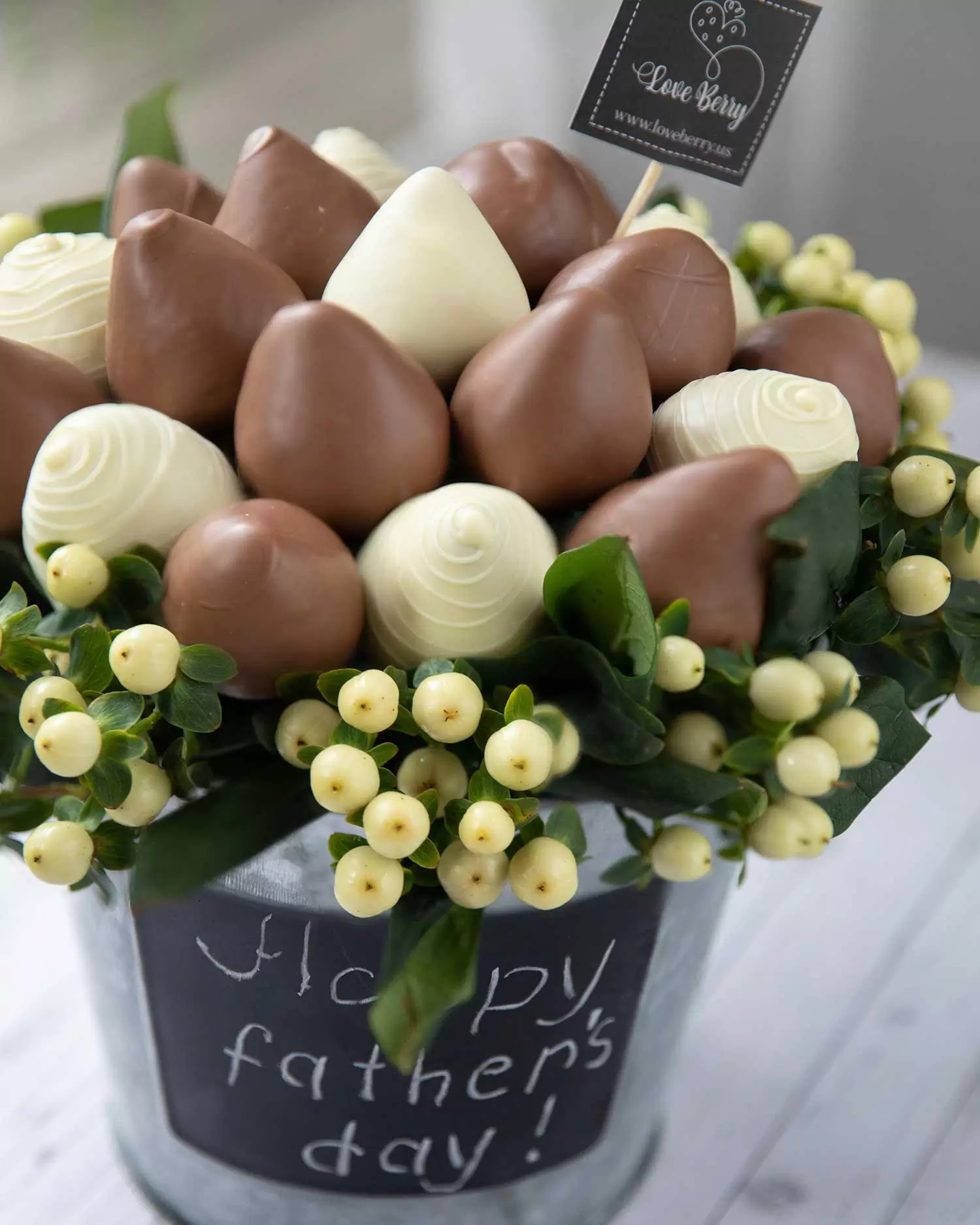 hand-dipped chocolate strawberries for dad
