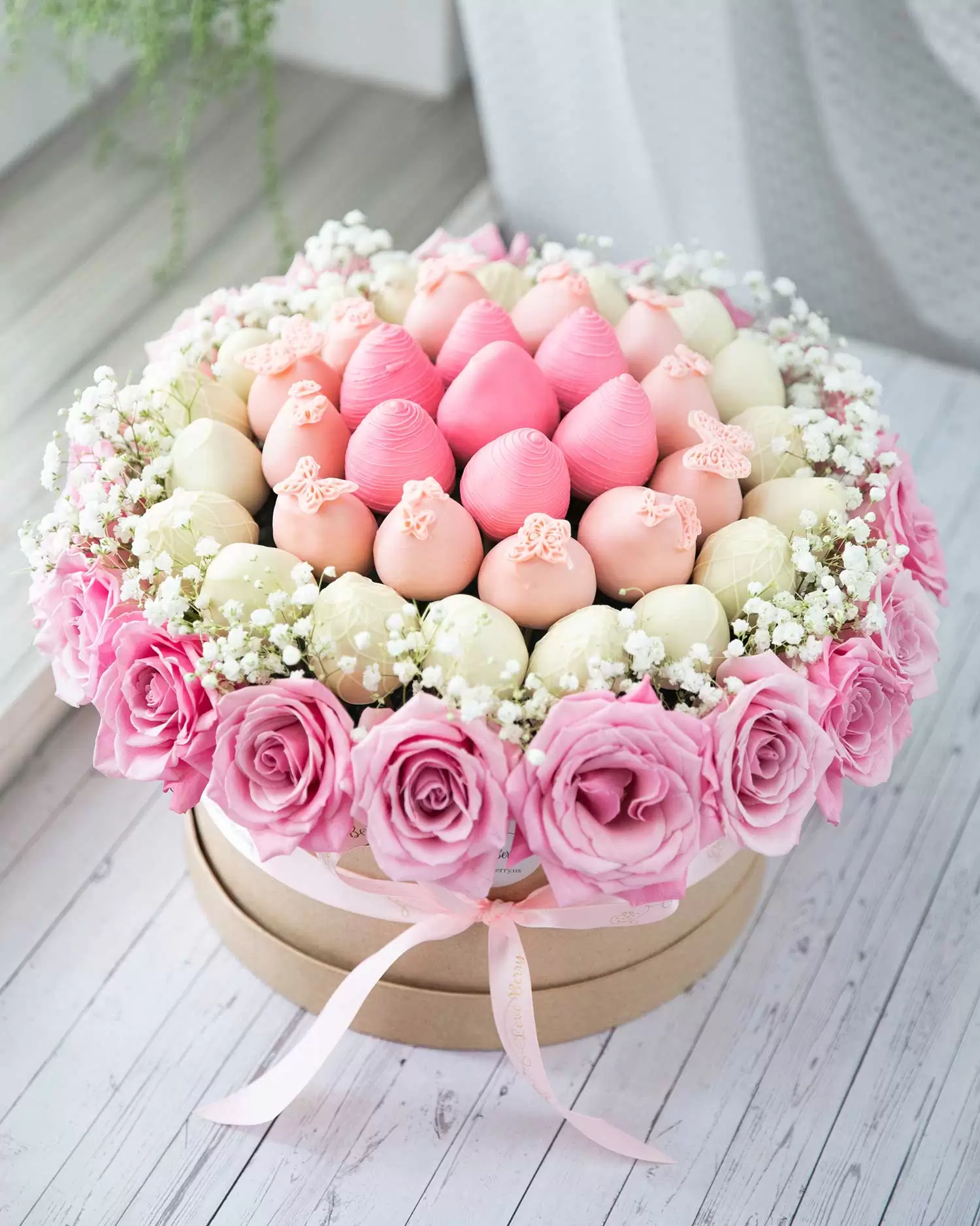 Chocolate Covered Strawberries with Letters
