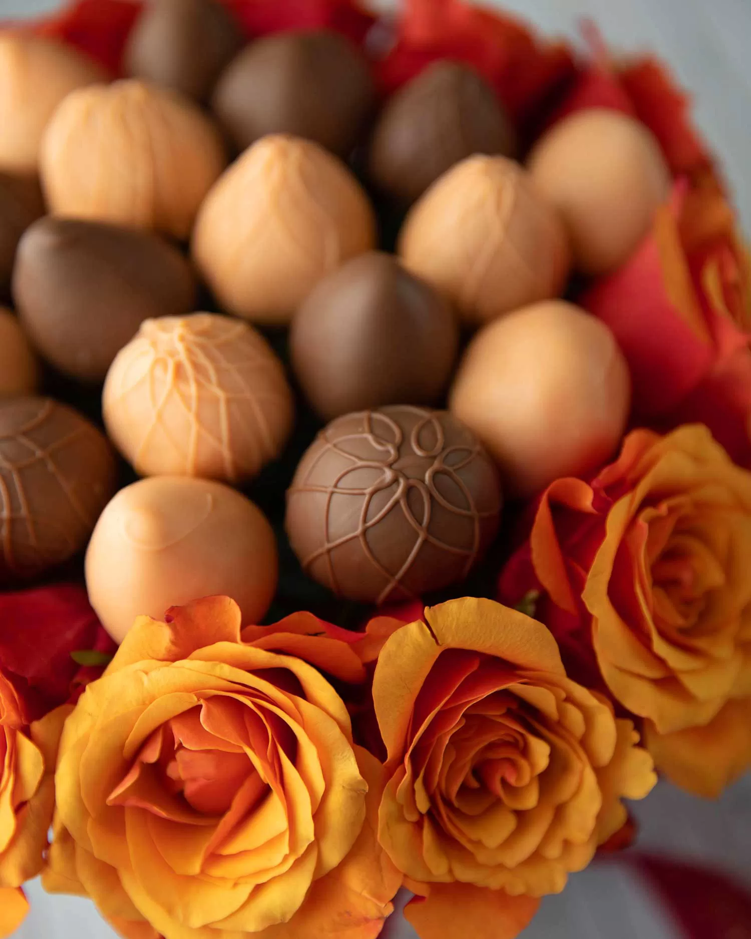 thanksgiving chocolate covered strawberry bouquet