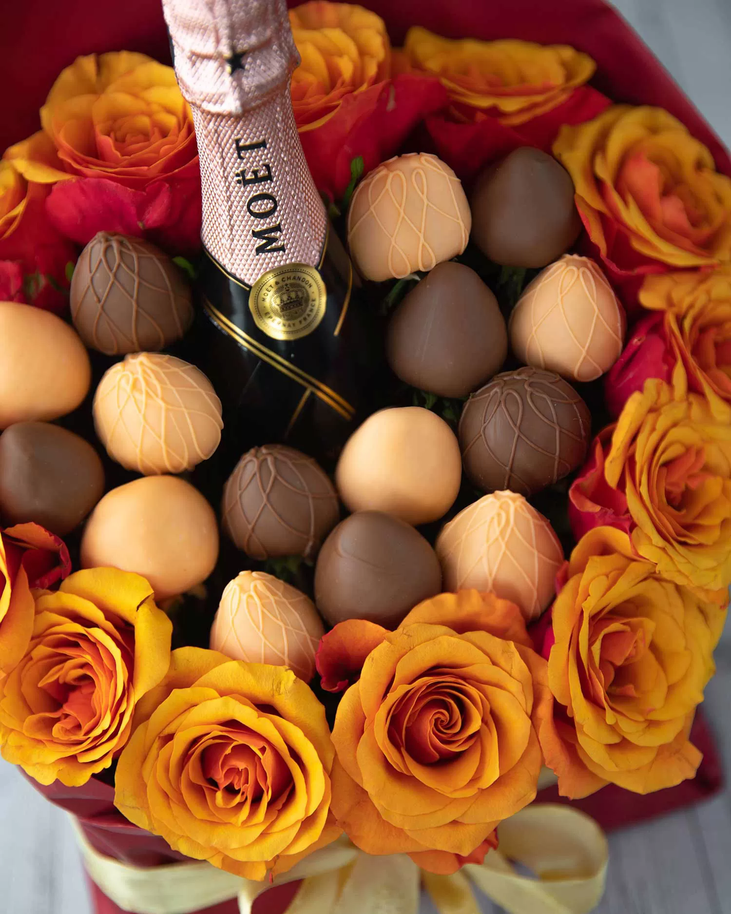 thanksgiving chocolate covered strawberry bouquet