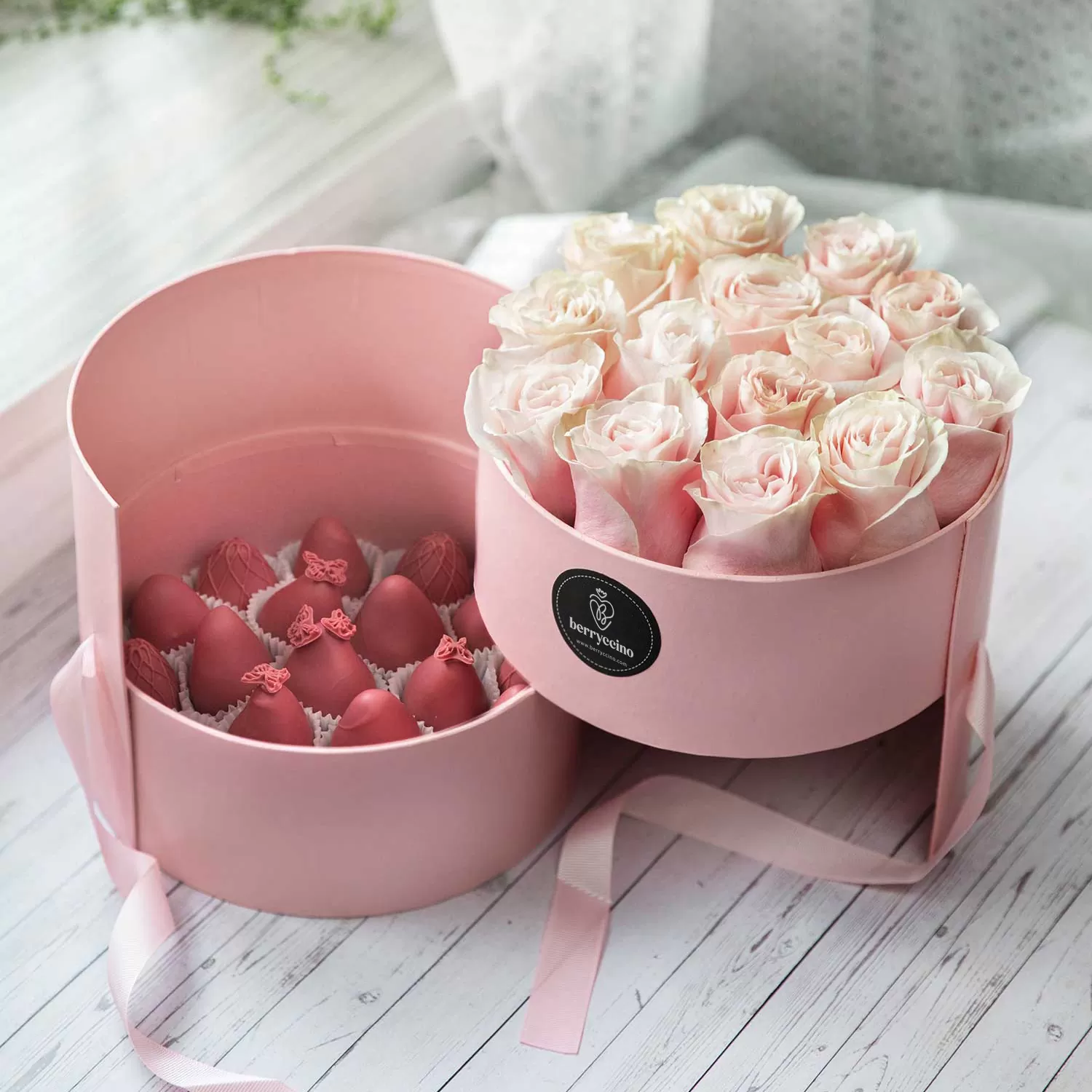 love berry chocolate strawberries