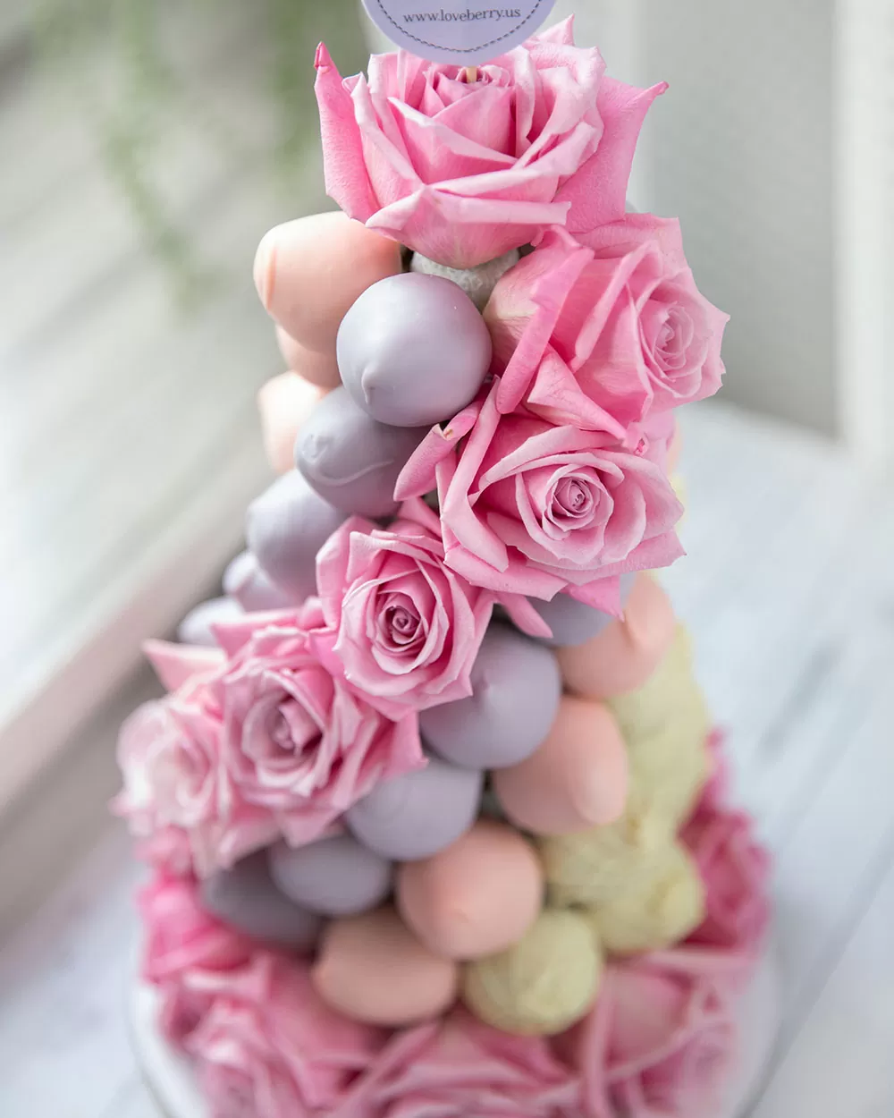 chocolate dipped strawberry tower nyc