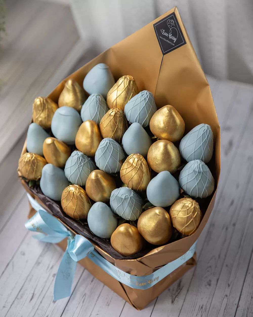 boyfriend chocolate covered strawberries for him