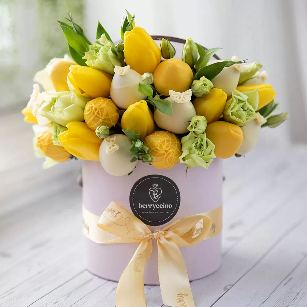 yellow chocolate covered strawberry bouquet