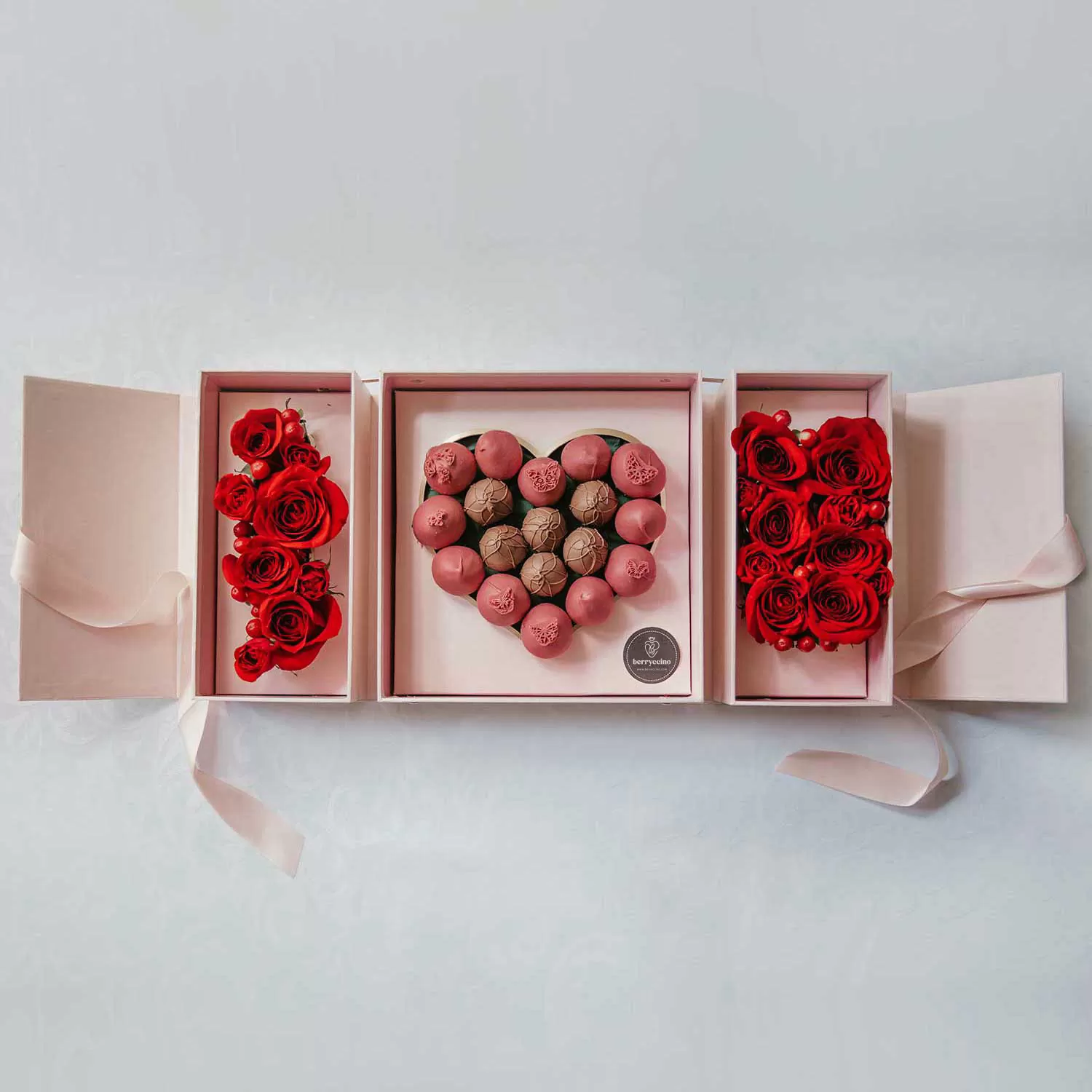 i love you chocolate strawberries