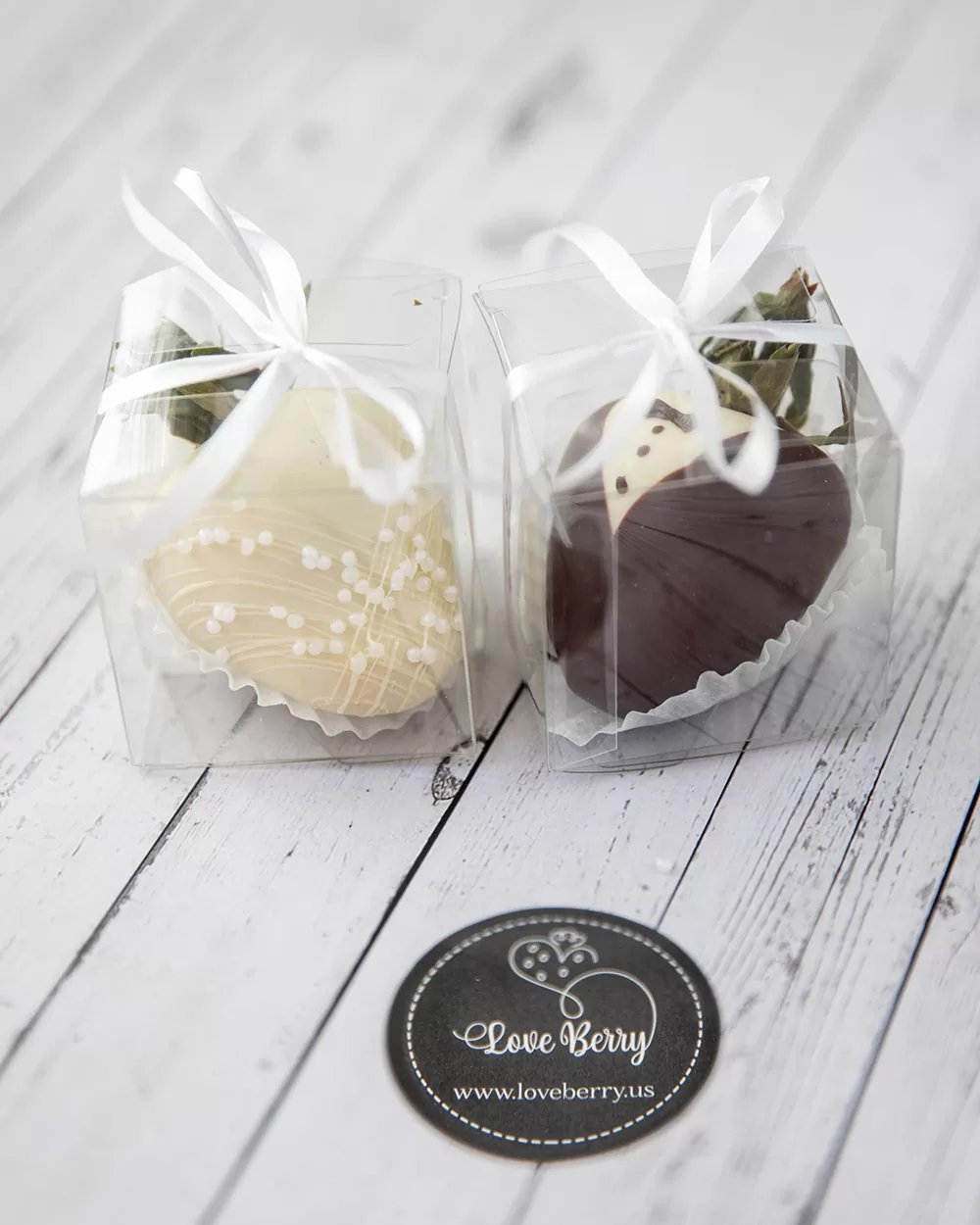 Bride and Groom Chocolate Covered Strawberries