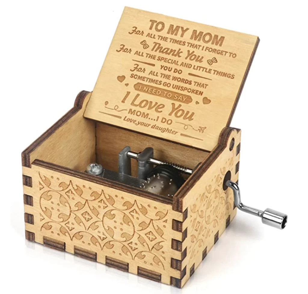 Music Box Hand Crank Engraved Musical Box