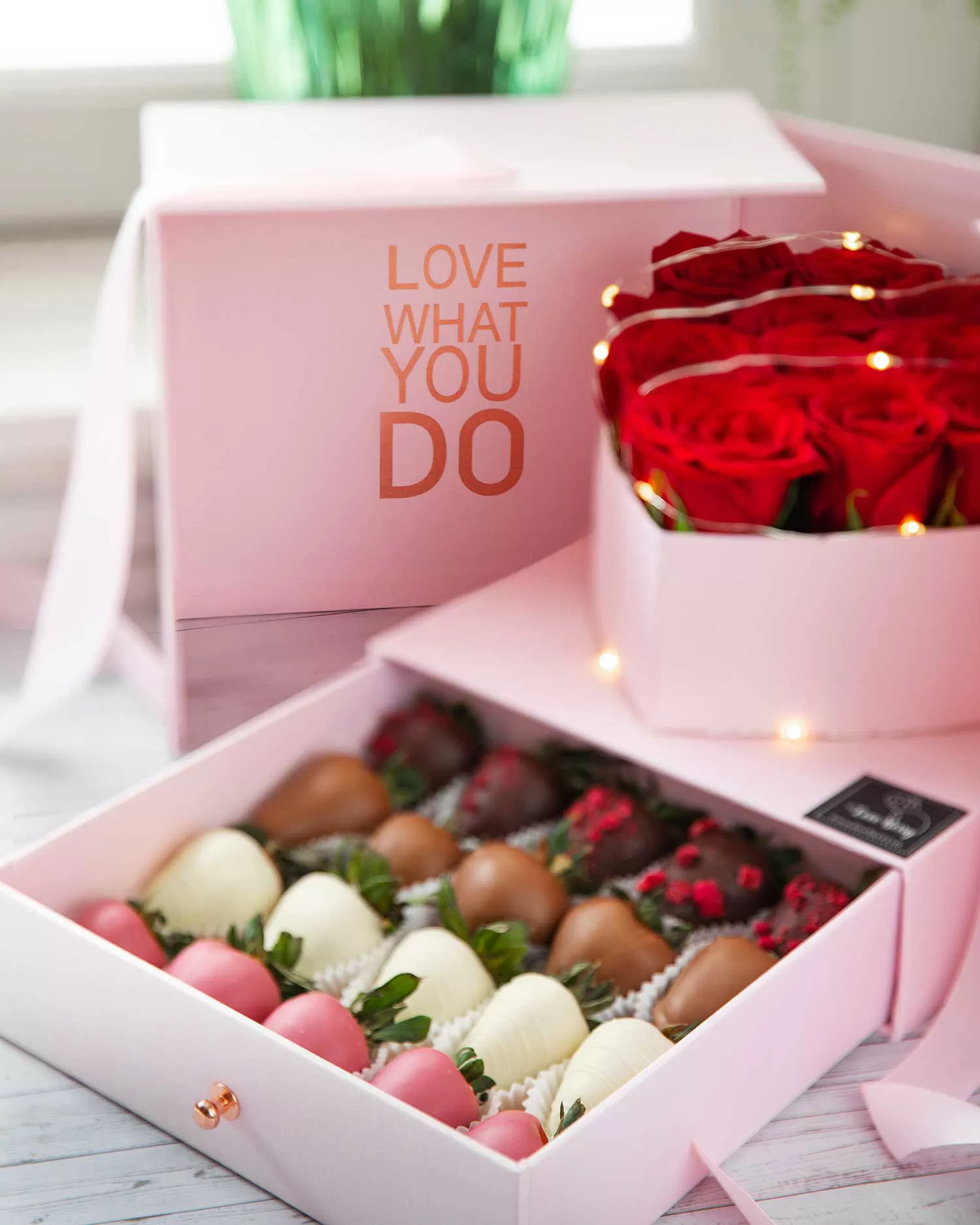 mixed chocolate covered strawberries with roses