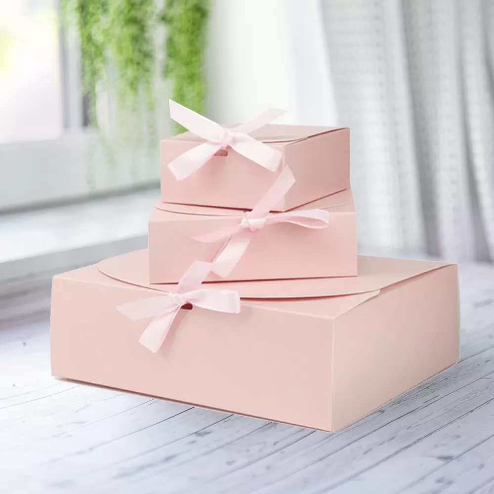 CHOCOLATE COVERED STRAWBERRIES BOX