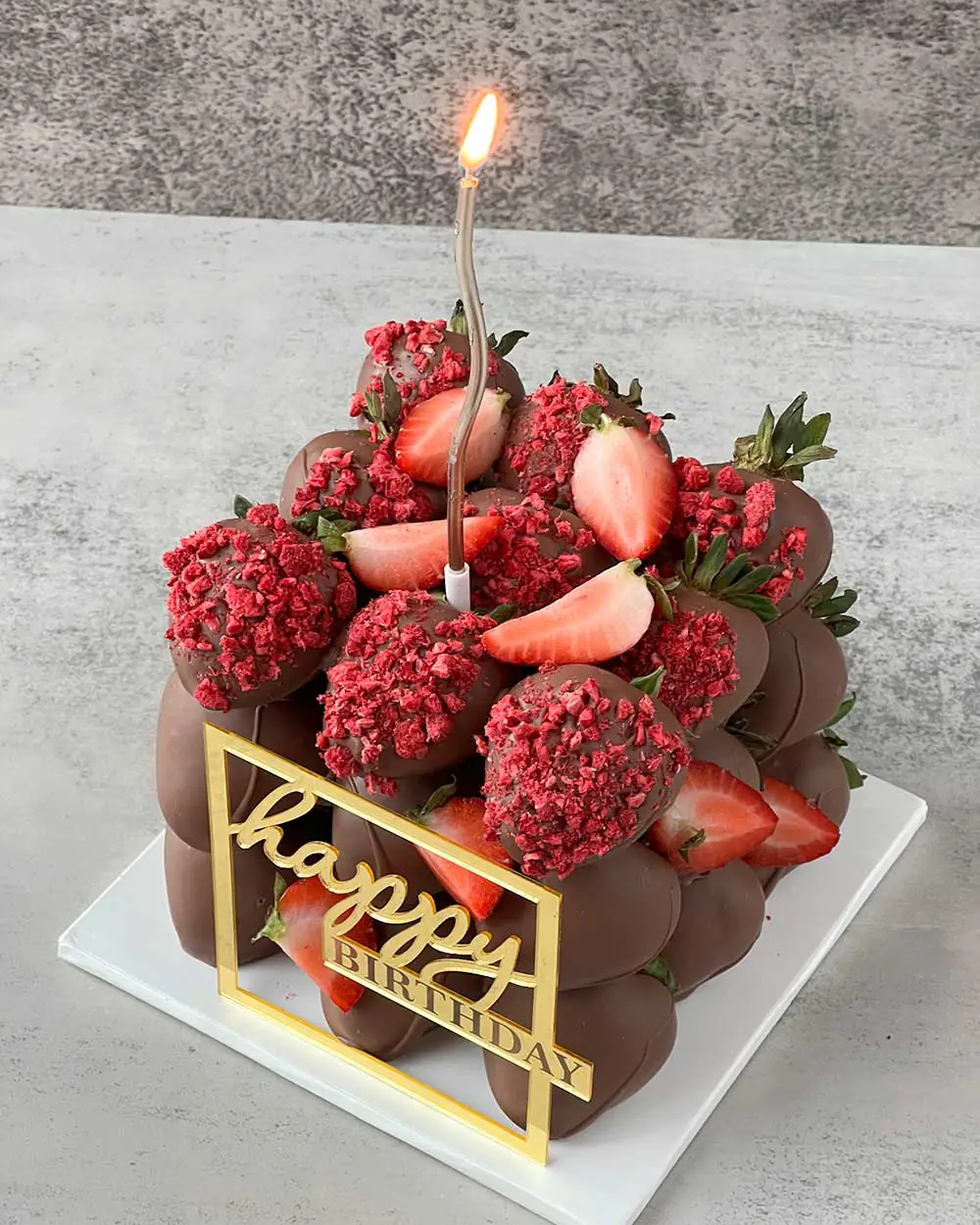 CHOCOLATE STRAWBERRY CAKE - Image 2