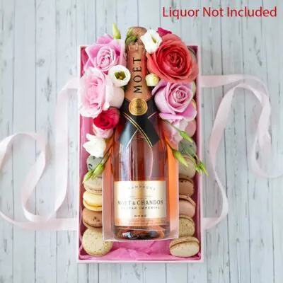 champagne and macaroon bouquet