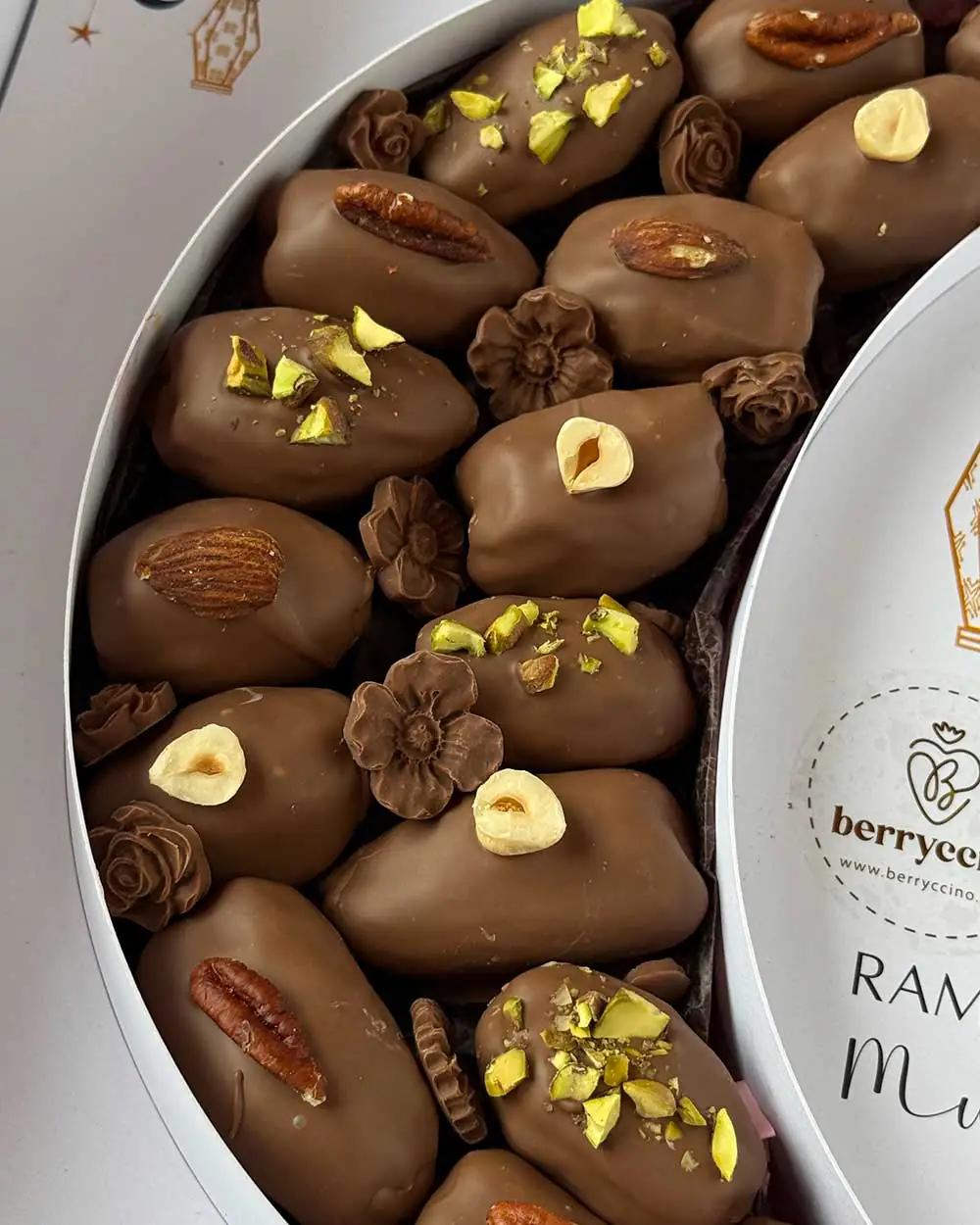 Ramadan Crescent Gift Box Ramadan sweets arrangement