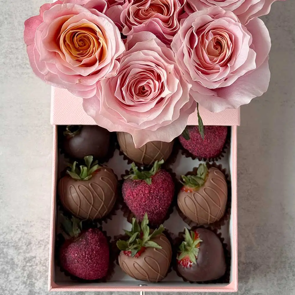 Mother’s Day gift box with roses and chocolate covered strawberries NYC