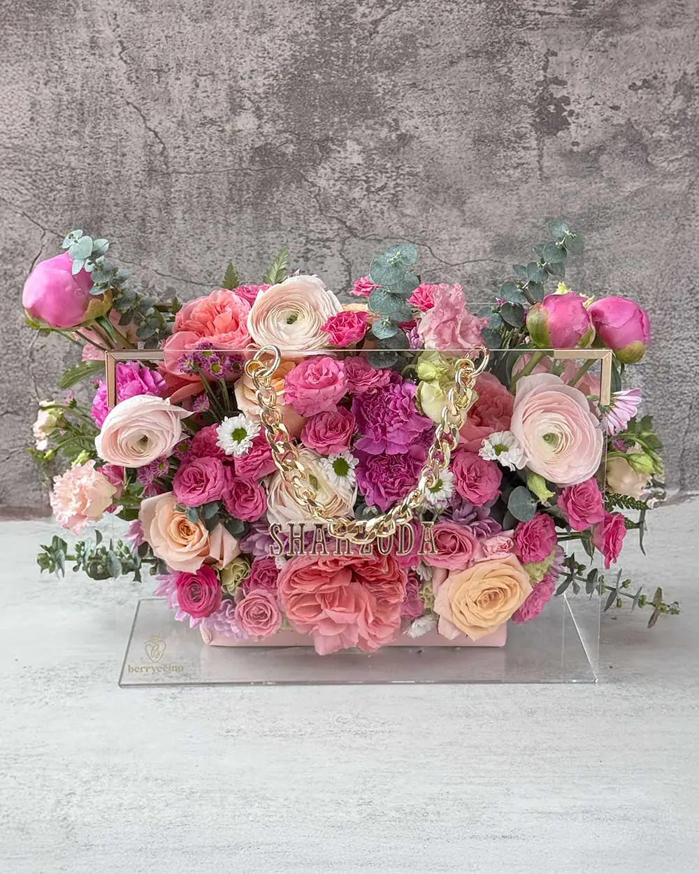 Luxury Acrylic Flower Bag - Image 2
