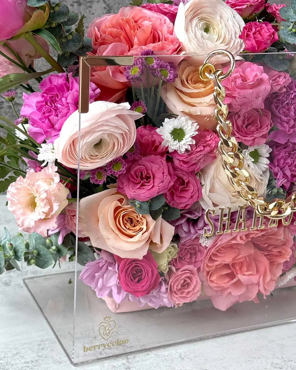 Luxury floral handbag arrangement by Berryccino